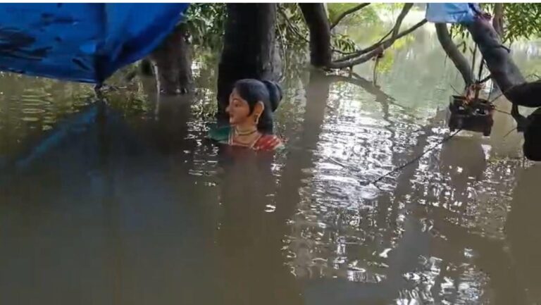 పర్ణశాలలో నీటమునిగిన సీతమ్మ విగ్రహం